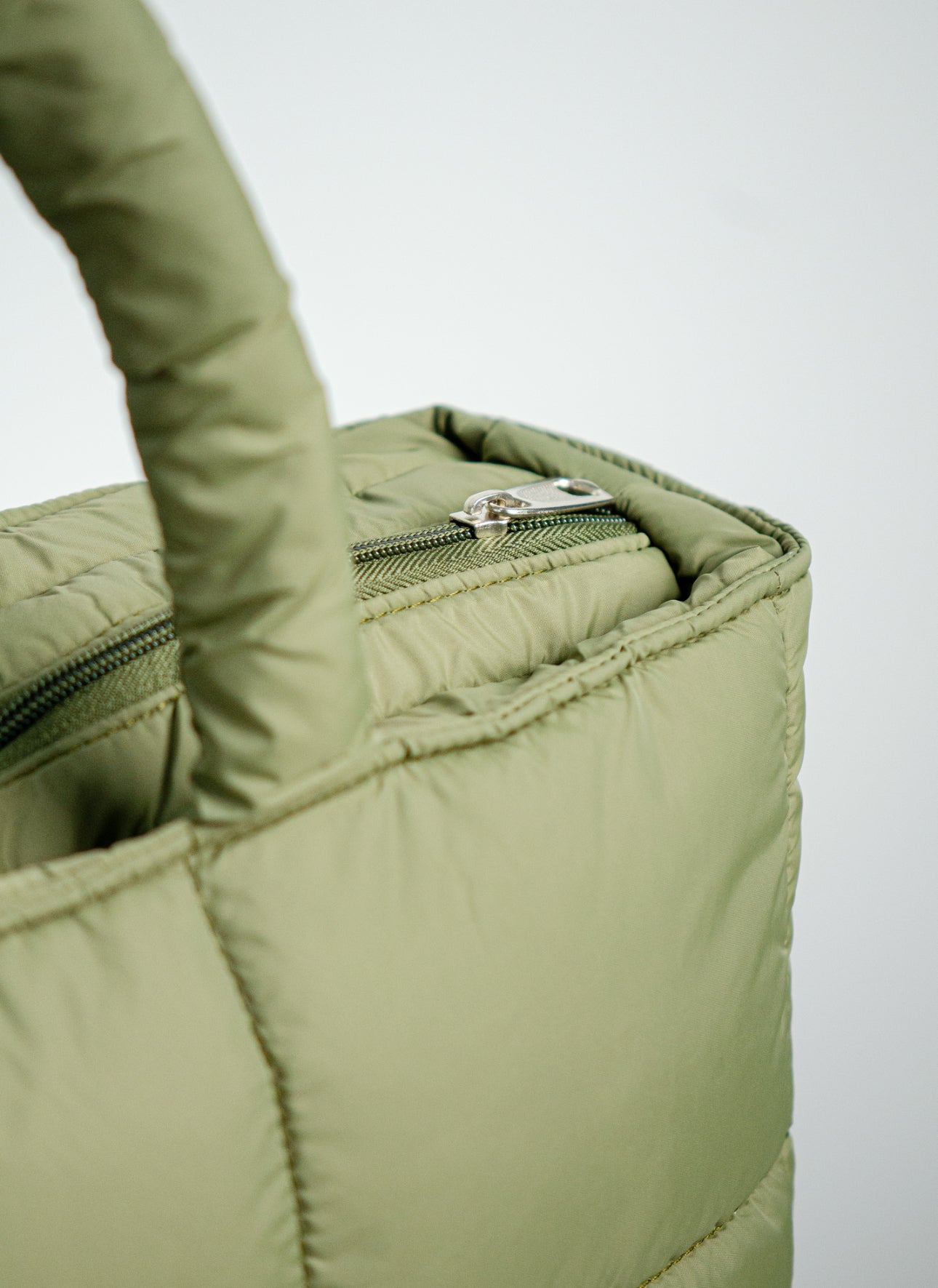 Tote puffer Ana verde True